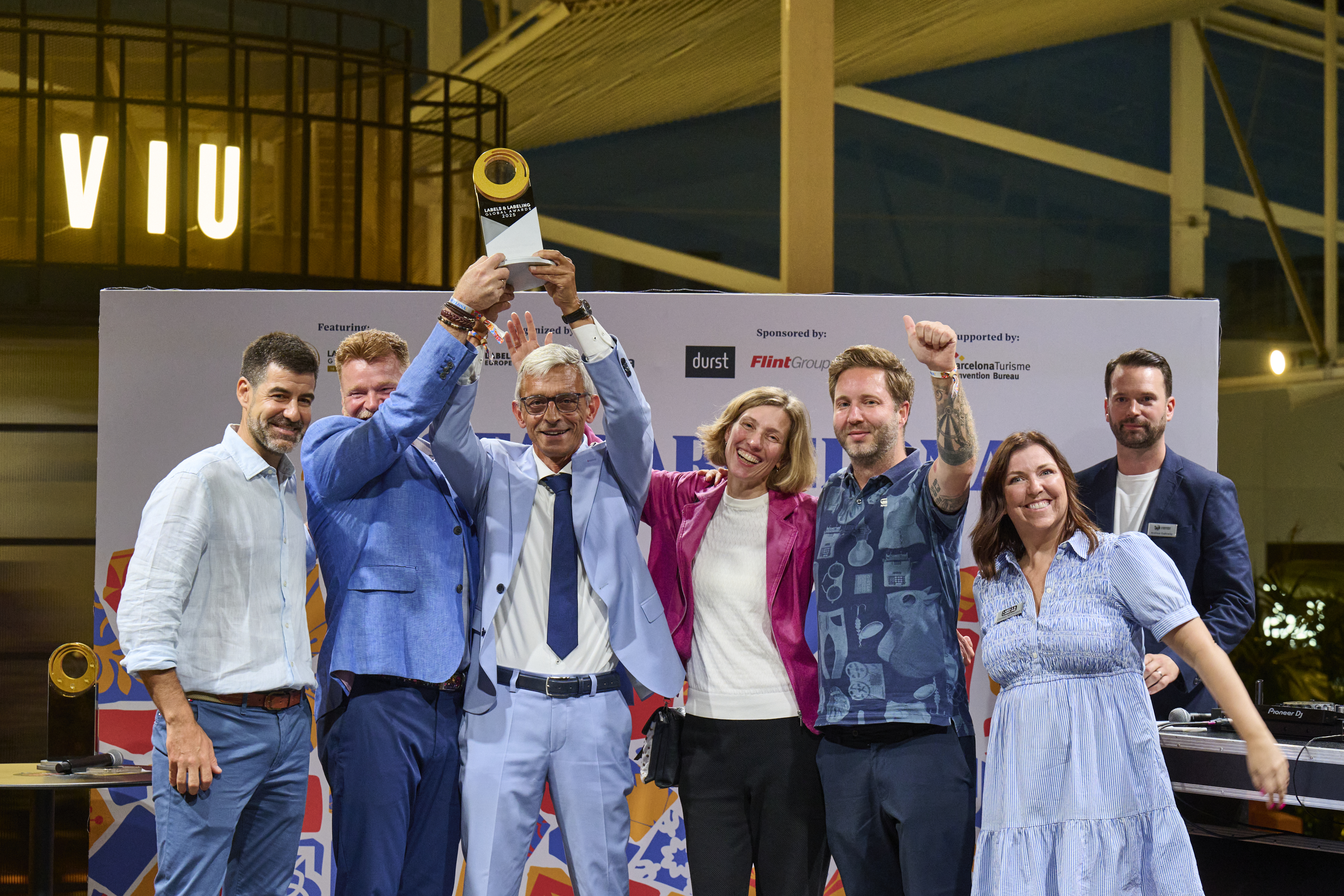 Bio4life, winner of the sustainability award, with Thomas Macina of Durst (far right)