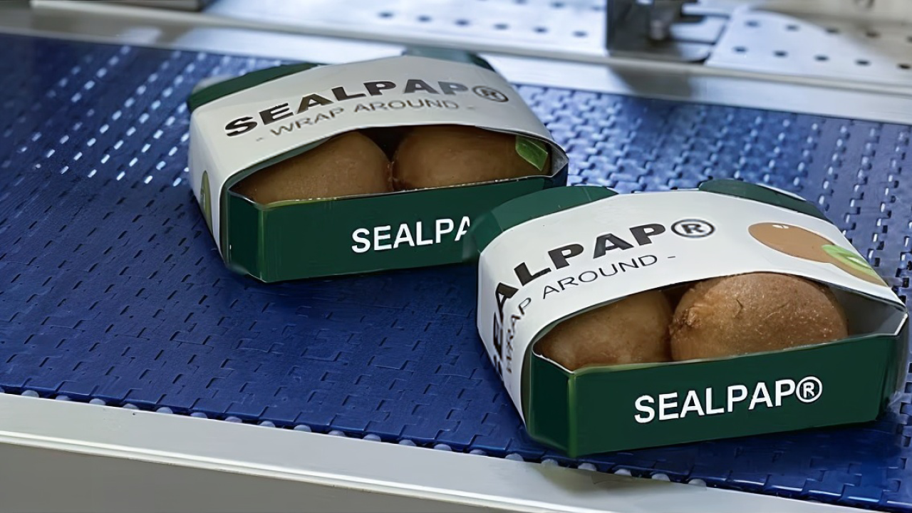 kiwis in a wrap-around paper package with Sealpap branding