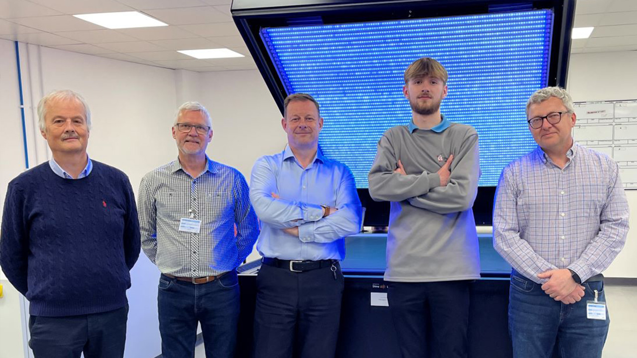 Print Quest invests in two Miraclon Shine LED Lamp Kits Labels & Labeling