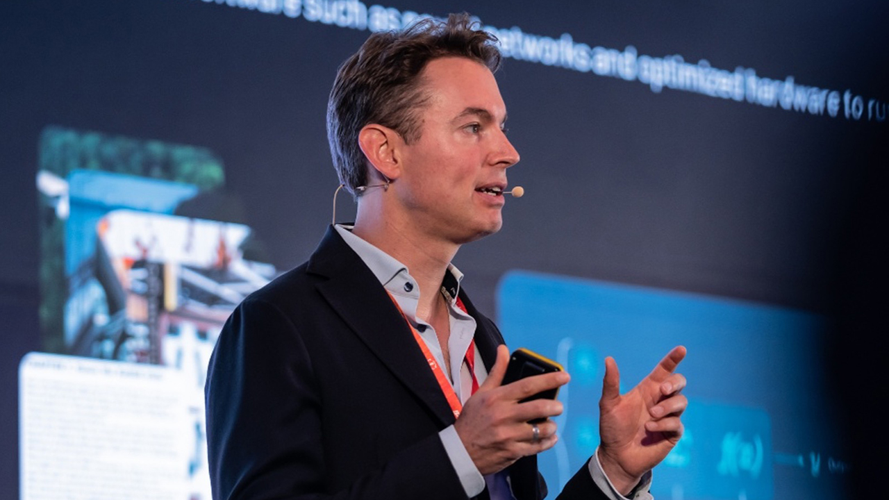 Innovation reshapes label industry