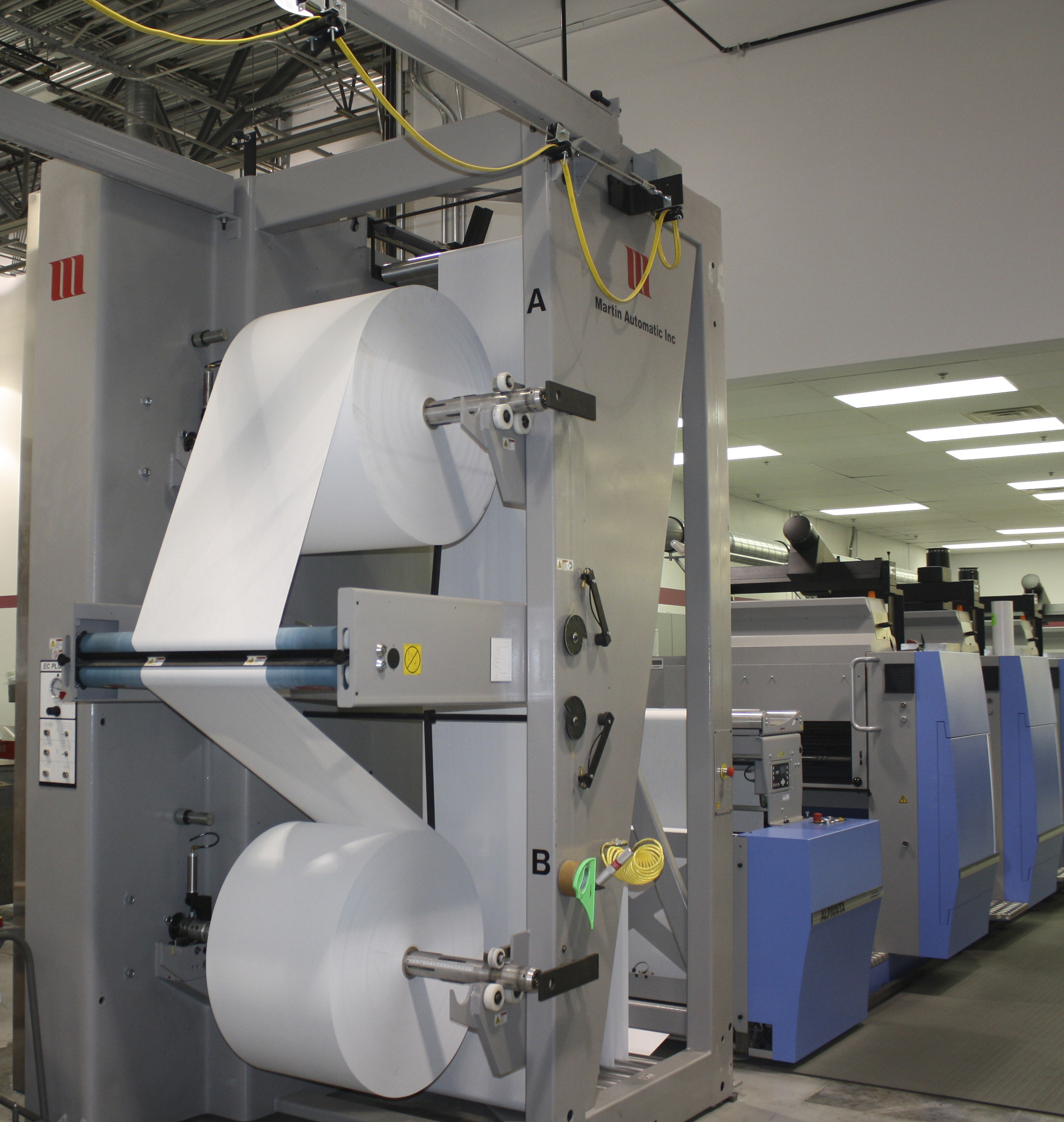 US converter adds Martin splicer to new press Labels & Labeling