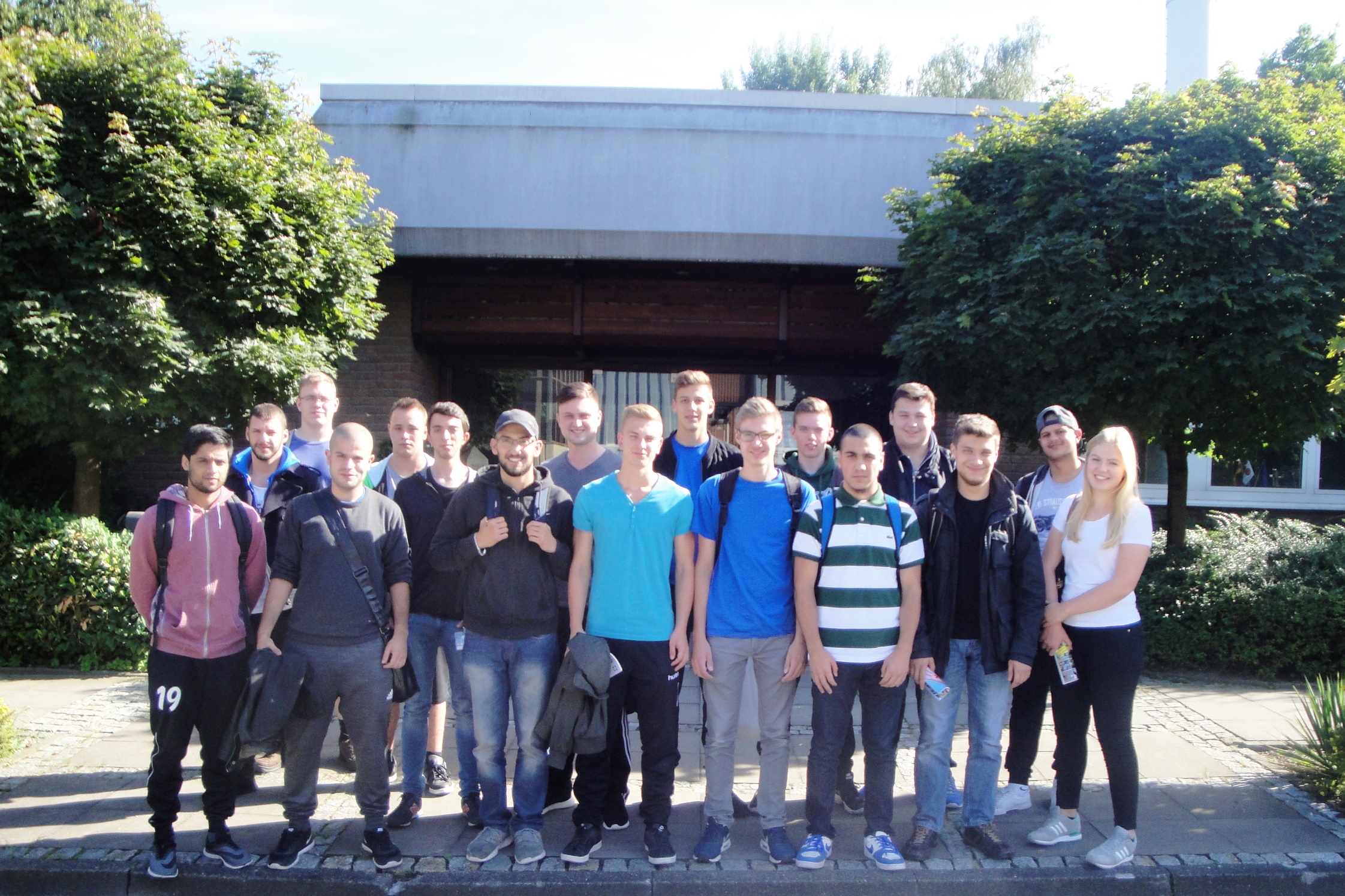 mitsubishi-hitec-paper-welcomes-19-apprentices-labels-labeling