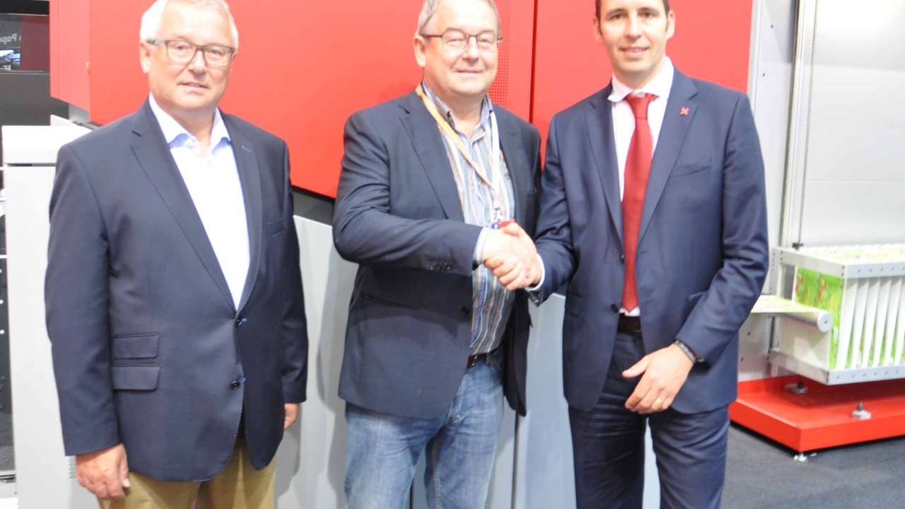 Label Products shook on its Xeikon 3300 investment at drupa 2016