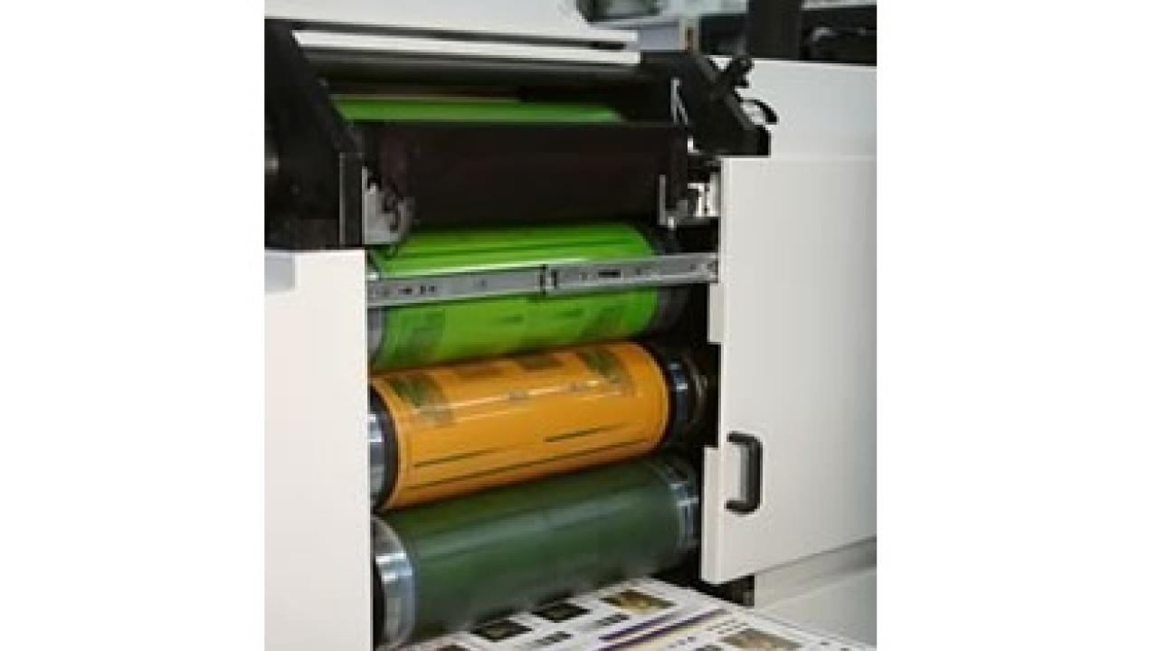 Aniflo technology inthe Viva 420 brings more color control and consistency to package print production by using anilox and a sophisticated heating system to control ink density Aniflo technology inthe Viva 420 brings more color control and consistency to package print production by using anilox and a sophisticated heating system to control ink density