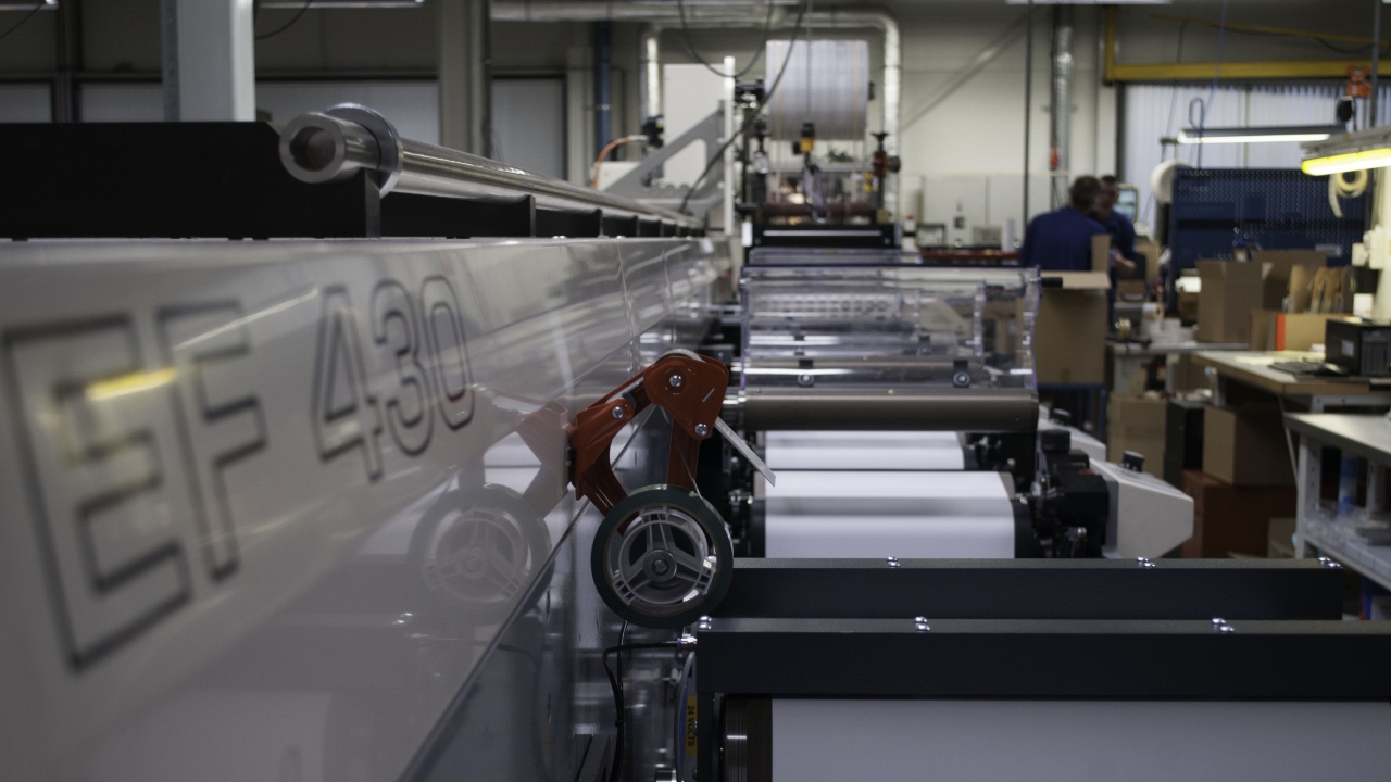 The new MPS EF 430 flexo press in production at Etiket Nederland