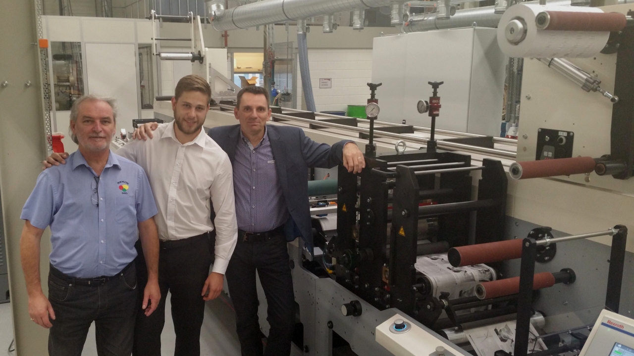 Pictured (from left): Alan Town from Paragon Inks, Henri Massyn from GM Graphix and Arnaud Fleuren from MPS at the new EF 340