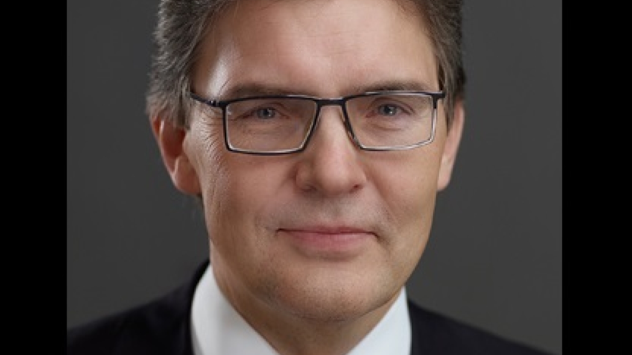 Jaschinski will be taking over as supervisory board chairman for the remainder of the term of office until the Heidelberg annual general meeting in 2018 Jaschinski will be taking over as supervisory board chairman for the remainder of the term of office until the Heidelberg annual general meeting in 2018