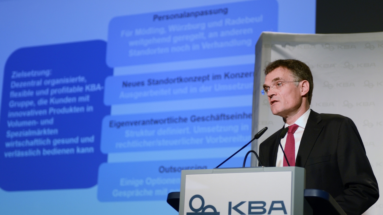 KBA CEO and president Claus Bolza-Schünemann: 'KBA will generate far more than 50 percent of group sales in the second half of the year with corresponding positive effects on earnings.' 