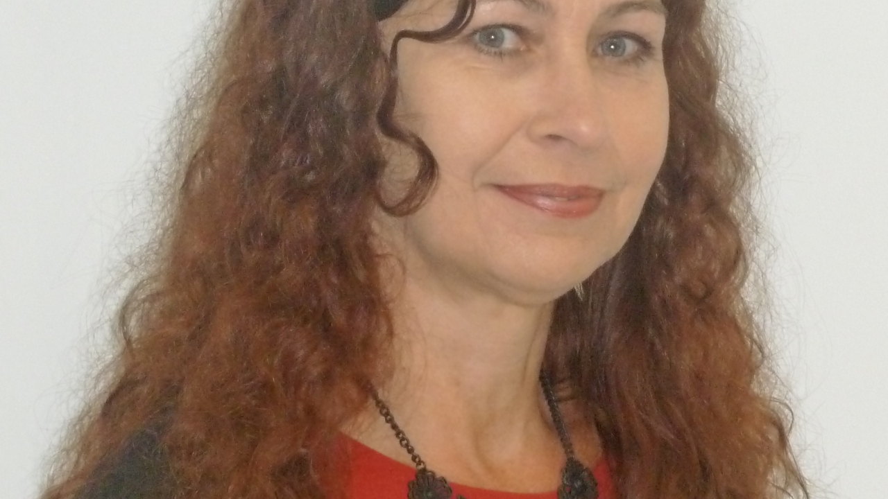 Linx Printing Technologies has appointed Zoe Baxendale as senior product marketing manager Linx Printing Technologies has appointed Zoe Baxendale as senior product marketing manager