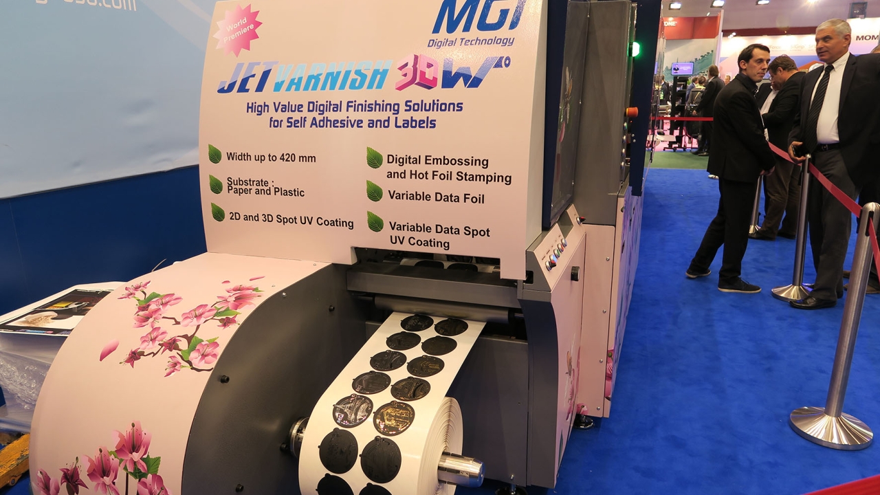 The JETvarnish 3DW and iFOIL W system is an integrated, roll‐to-roll print embellishment system