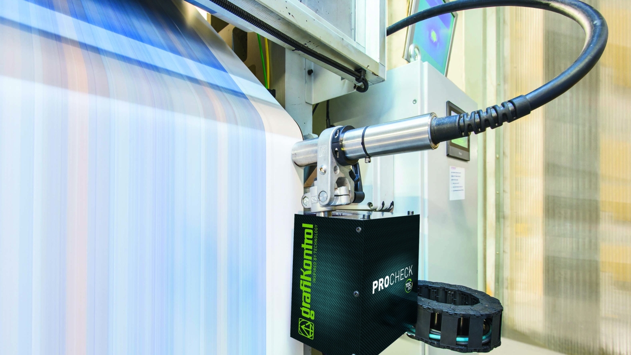 Procheck allows waste to be pinpointed, and printing and lamination defects to be traced from start to finish during the printing process Procheck allows waste to be pinpointed, and printing and lamination defects to be traced from start to finish during the printing process