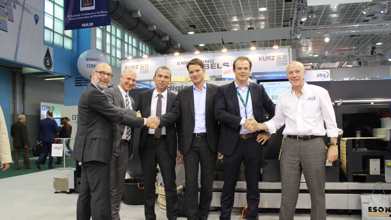 Pictured (from  left): Harrie Steenbergen, AB Graphic bv; André Klinkow, AB Graphic bv; Roger Gehrke, Rako;  Andreas Böhm, Rako; Adrian Tippenhauer, Rako; and Mike Burton, AB Graphicq