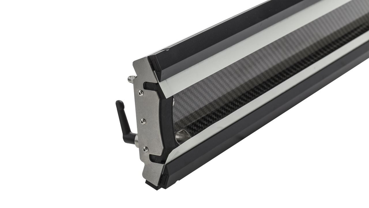 Tresu’s new carbon fiber chambered doctor blade offers improved chemical resistance, optimised flow and safe, easy handling in all flexo printing situations Tresu’s new carbon fiber chambered doctor blade offers improved chemical resistance, optimised flow and safe, easy handling in all flexo printing situations