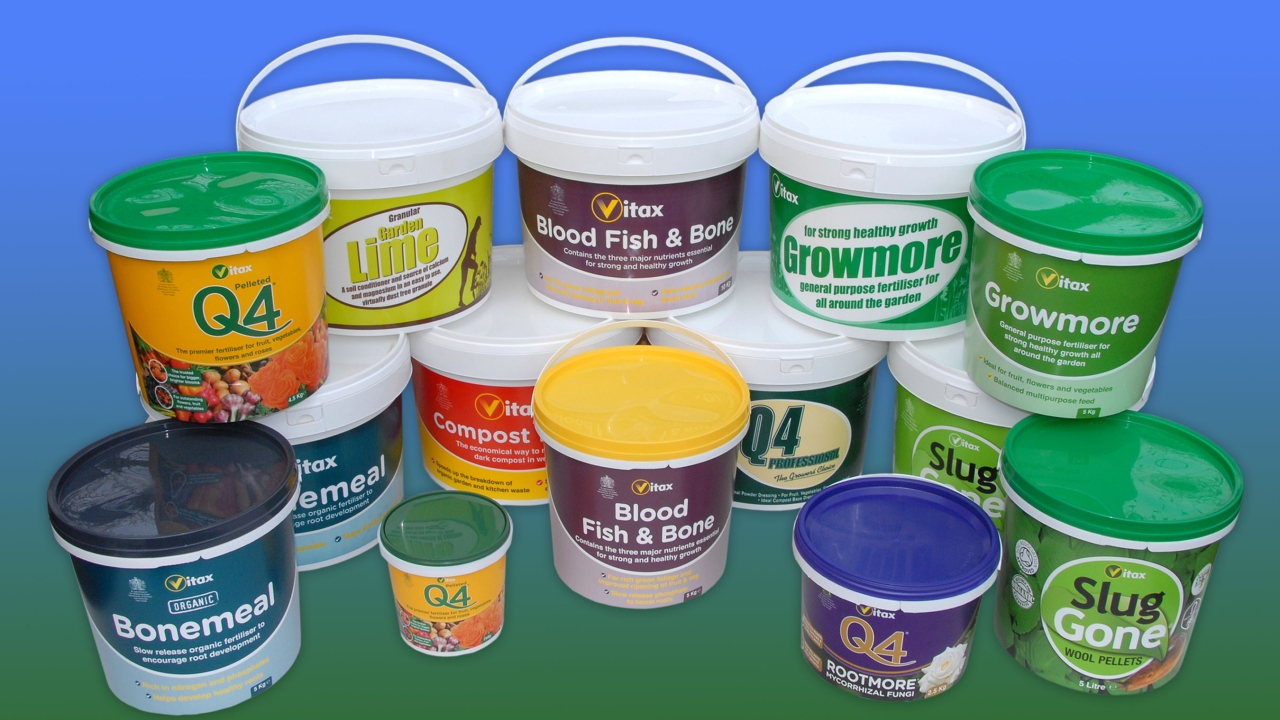 It previously used cardboard packs for some ranges but has now turned to plastic pails decorated using IML from RPC Superfos It previously used cardboard packs for some ranges but has now turned to plastic pails decorated using IML from RPC Superfos