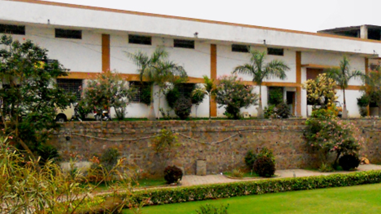 Stic-on Papers factory in Hyderabad Stic-on Papers factory in Hyderabad