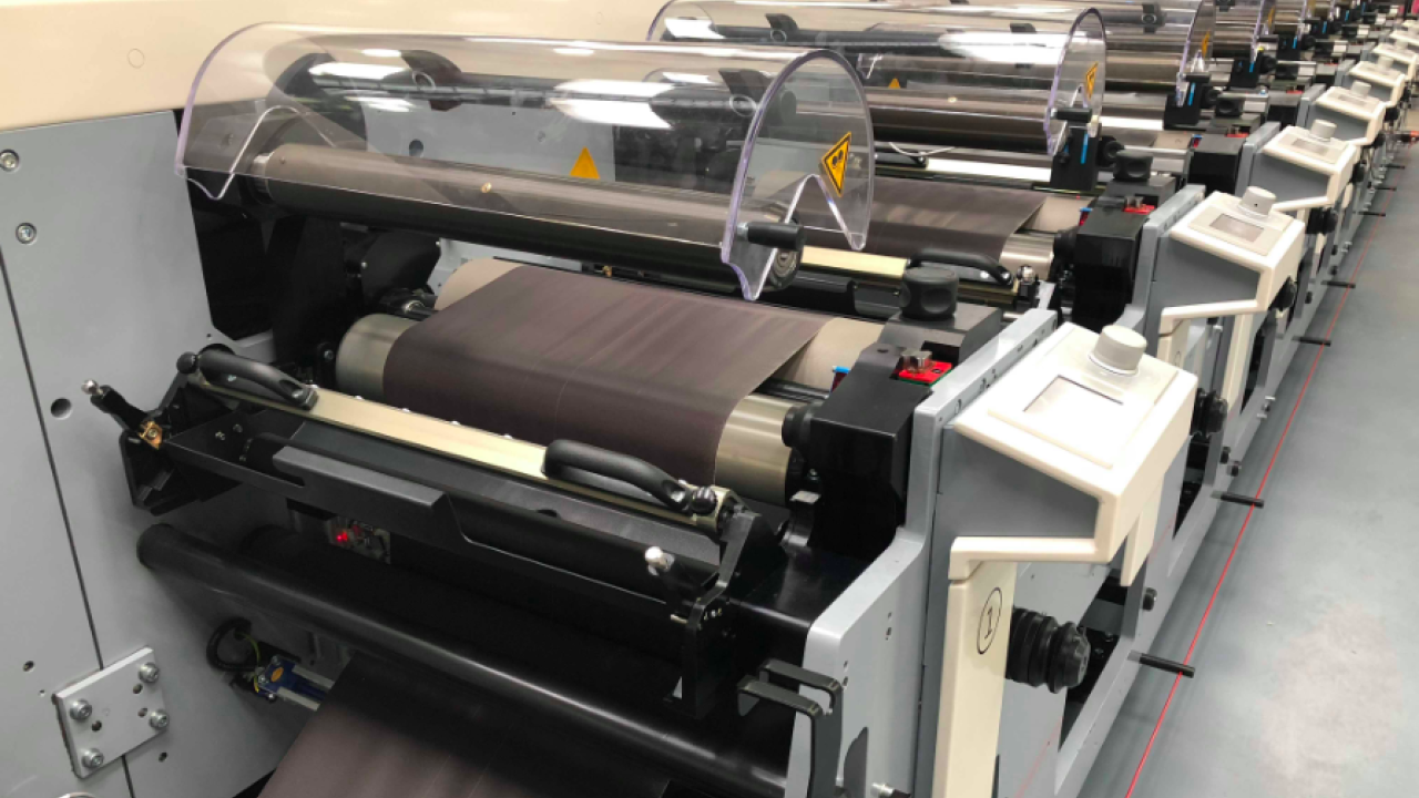 Watershed Packaging uses MPS flexo press technology to produce labels