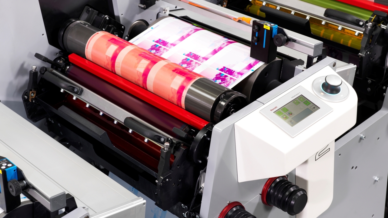 Bizerba Label Solutions opted for the MPS EF flexo press due to its operator friendliness, open design, advanced features such as Crisp.Dot and iControl, quick-change die system and press automation Bizerba Label Solutions opted for the MPS EF flexo press due to its operator friendliness, open design, advanced features such as Crisp.Dot and iControl, quick-change die system and press automation