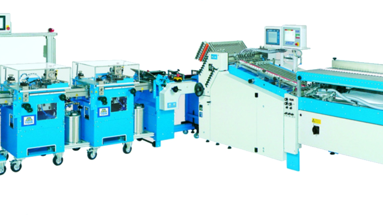 The new state-of-the-art Vijuk MV-11 Triple Knife Outsert System, which folds outserts as small as 1-1/8 x 1-1/8in with up to 294 panels – nearly 10 percent more than previous models – creates a significantly more compact printed component that increases production speeds and shortens turnaround time while decreasing manufacturing costs, 3C! Packaging said The new state-of-the-art Vijuk MV-11 Triple Knife Outsert System, which folds outserts as small as 1-1/8 x 1-1/8in with up to 294 panels – nearly 10 percent more than previous models – creates a significantly more compact printed component that increases production speeds and shortens turnaround time while decreasing manufacturing costs, 3C! Packaging said