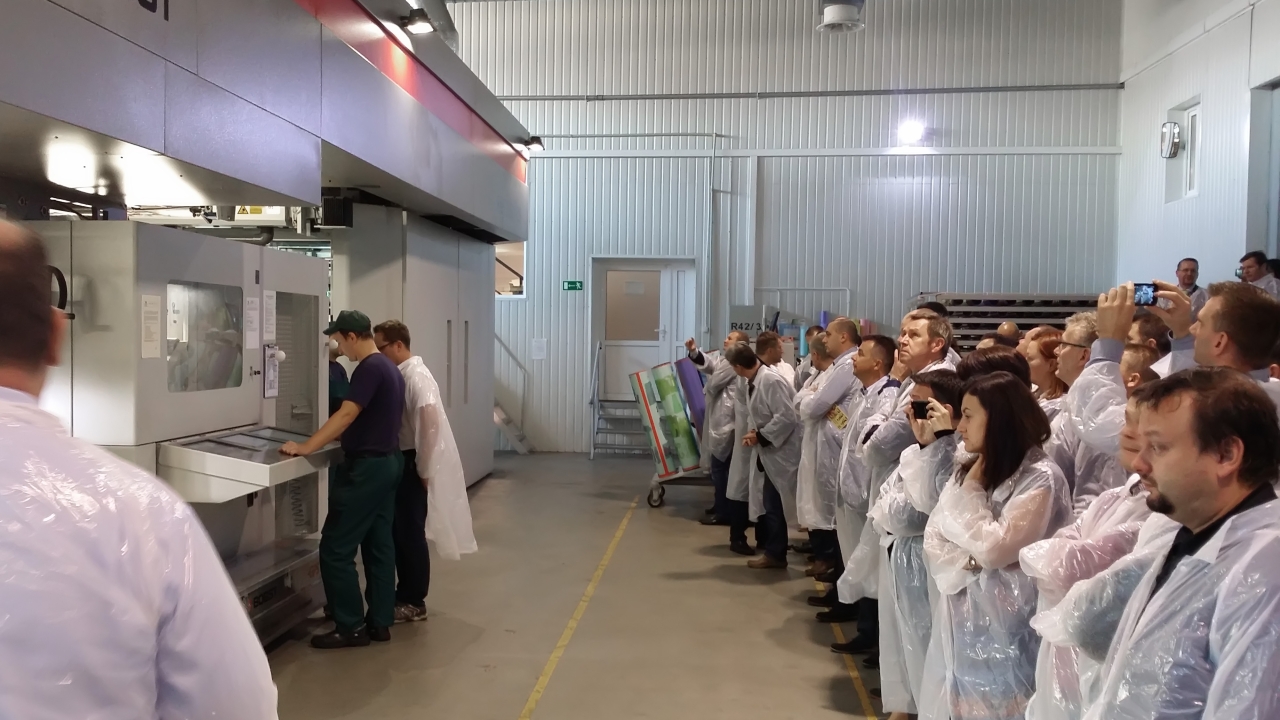 PAK Toruń hosted a flexo press demonstration on its 10-color F&K 20SIX – the first ever F&K 20SIX Open House held at a customer’s production plant