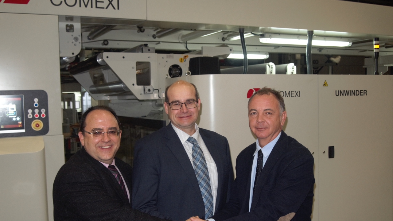 Pictured (from left): Josep Santiago, Comexi Senior senior area manager; Tim Hilton, sales director at Innovo Packaging Technology; and Ramon Xifra, vice-chairman of Comexi Group
