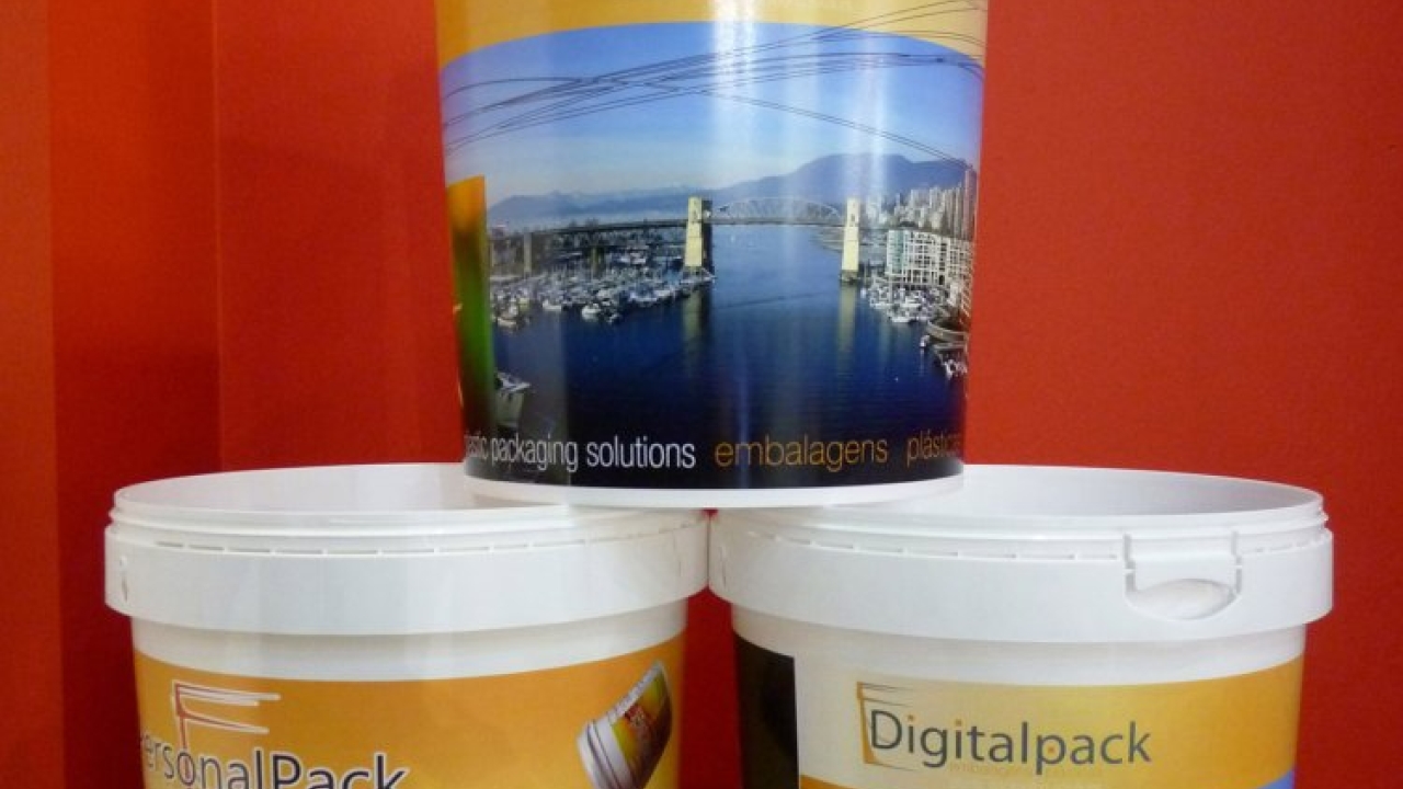 Digitalpack picks pail decorating process from Xeikon and Moss