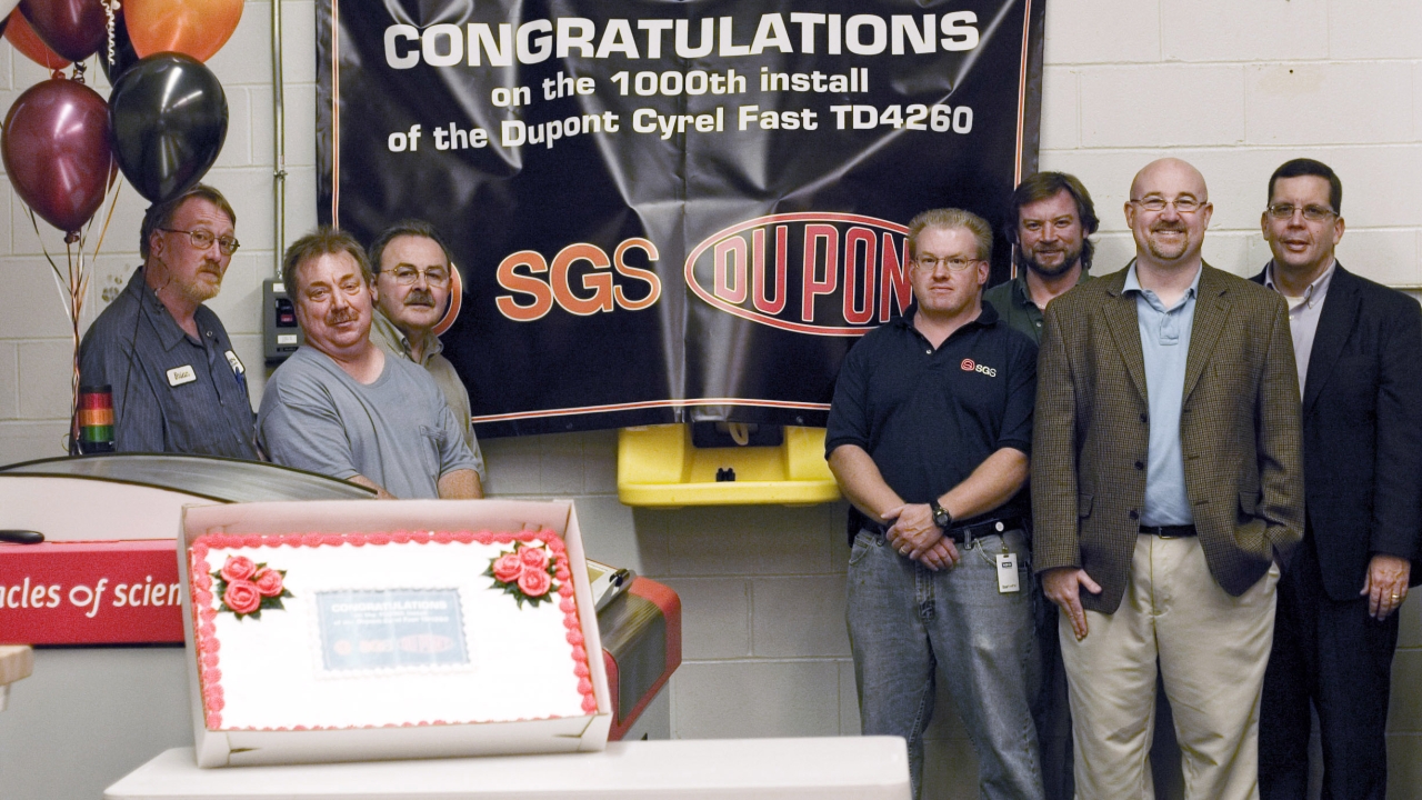 DuPont celebrates 1,000th Cyrel Fast installation DuPont celebrates 1,000th Cyrel Fast installation