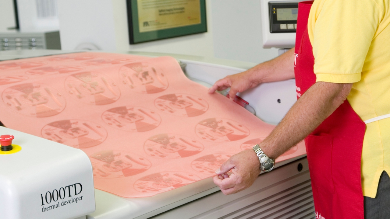 DuPont to show new flexo plates at drupa DuPont to show new flexo plates at drupa