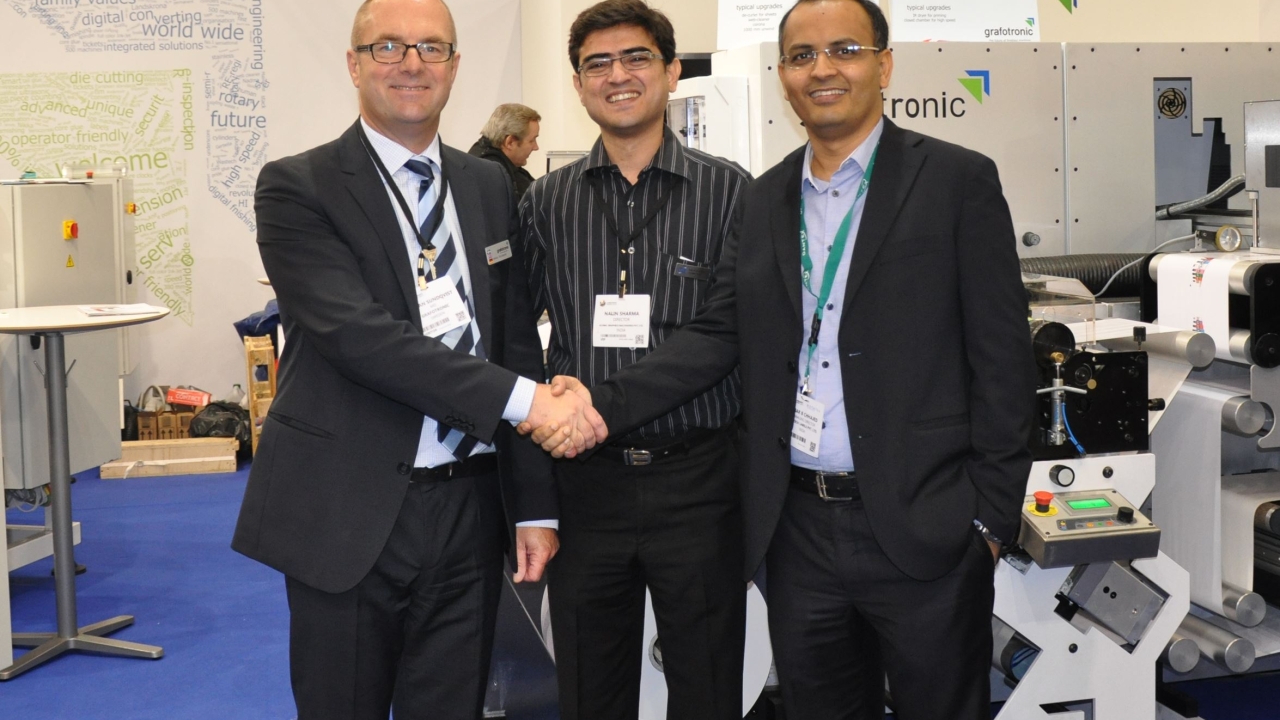 Håkan Sundqvist (left), Grafotronic managing director; Naalin Sharma (center), Global Graphics Machineries director; Amar B Chhajed (right),  Webtech Labels managing director