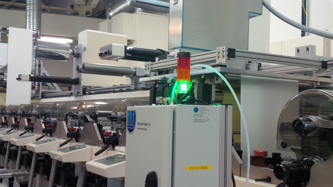 IIJ launches new print engine range