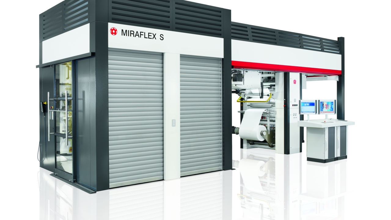 The Windmöller & Hölscher Miraflex S has expanded the product range further, as it is an 8-color press available in widths of 640-820mm The Windmöller & Hölscher Miraflex S has expanded the product range further, as it is an 8-color press available in widths of 640-820mm