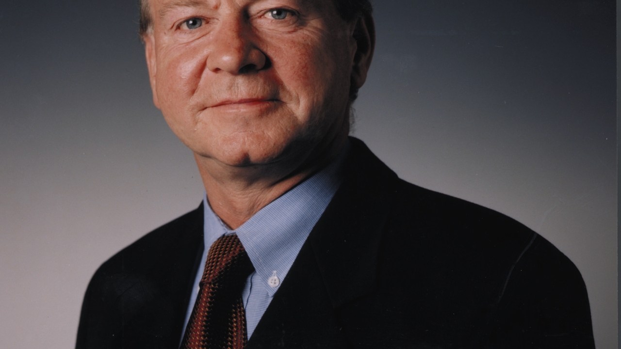 Labels & Labeling is sad to report that former Picon chairman Peter Morris has passed away Labels & Labeling is sad to report that former Picon chairman Peter Morris has passed away