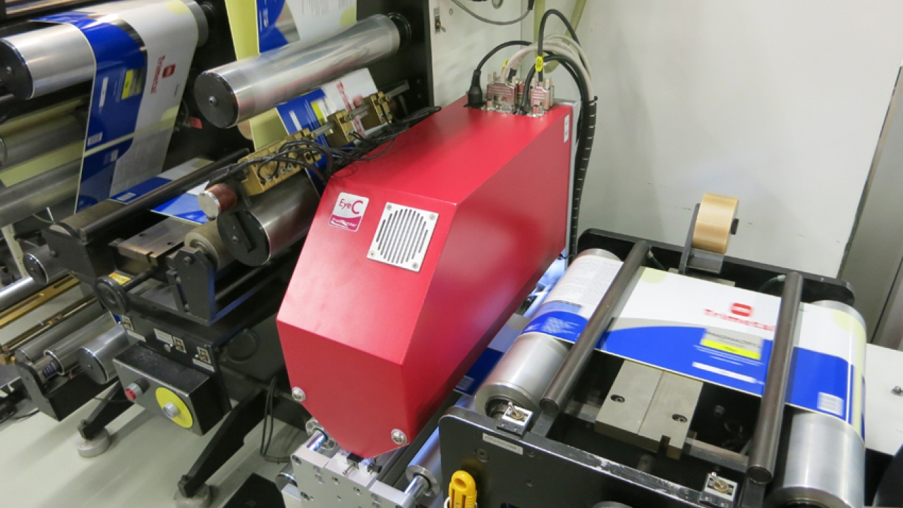 The new ProofRunner 450 will perform 100 percent print inspection on a rewinder at the production site of Reynders Etiketten in Boechout, Belgium The new ProofRunner 450 will perform 100 percent print inspection on a rewinder at the production site of Reynders Etiketten in Boechout, Belgium