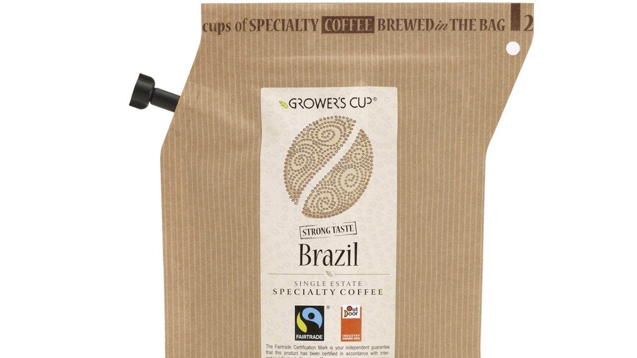 The Coffeebrewer and Teabrewer concepts, as patented by Coffeebrewer Nordic, feature an internal filter, zipper closure system and corner valve insertion for pouring freshly brewed beverages