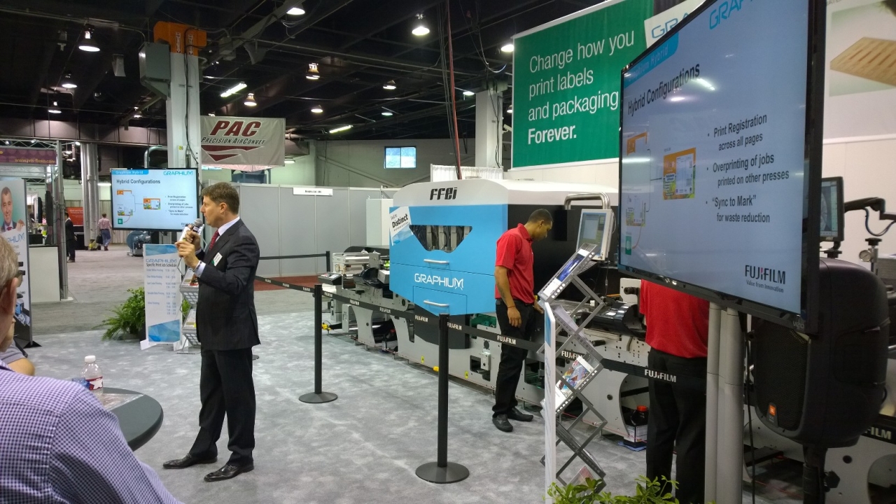Distinct Packabilities Graphium sale confirmed on show floor of Labelexpo Americas 2014 Distinct Packabilities Graphium sale confirmed on show floor of Labelexpo Americas 2014