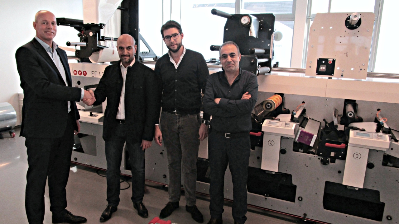 Asan Pack, the biggest producer of corrugated carton and package printing in Iran, has invested in three MPS flexo presses, which it will use to enter the label industry Asan Pack, the biggest producer of corrugated carton and package printing in Iran, has invested in three MPS flexo presses, which it will use to enter the label industry