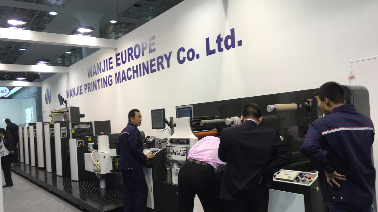 Hebei Wanjie debuts latest offset press at Labelexpo