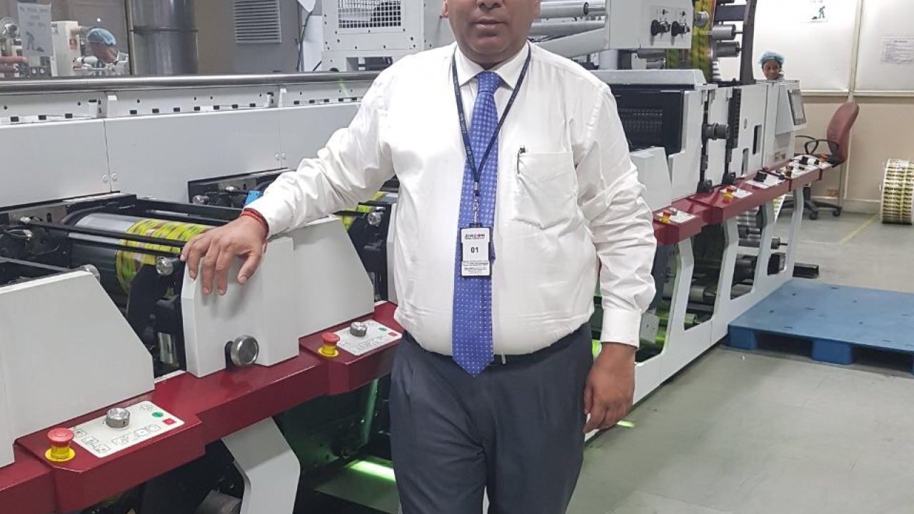 Sanjeev Sondhi, director operations at Zircon Technologies with the new Mark Andy Performance Series P7