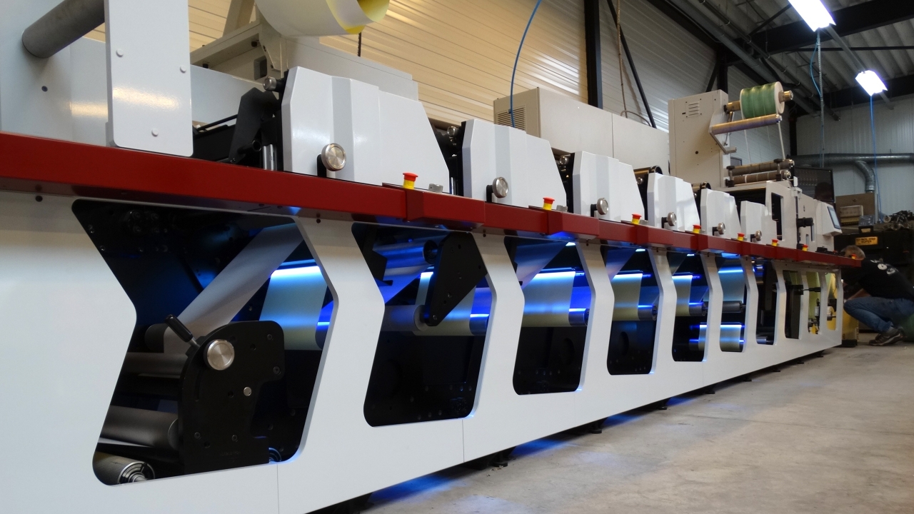 Dutch Graphic Group, formerly Graphic & Mail, has installed the first Mark Andy Performance Series press in the Benelux to be fitted with ProLED curing