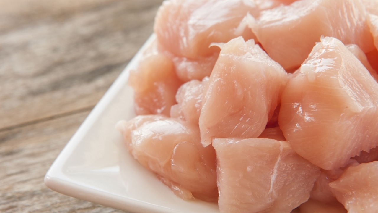 Preventing cross-contamination during preparation, processing, packing and distribution is key in reducing the risk to consumers Preventing cross-contamination during preparation, processing, packing and distribution is key in reducing the risk to consumers
