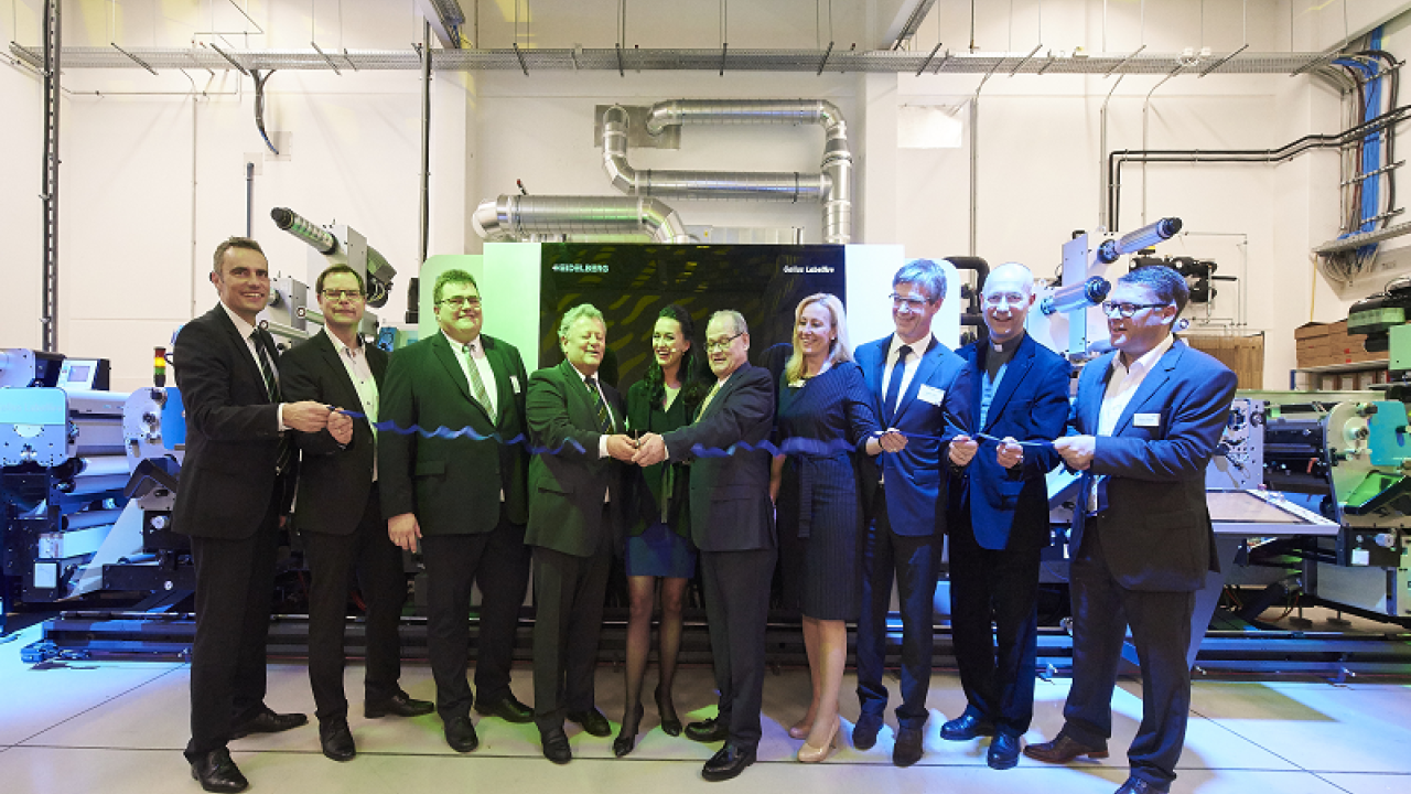 The official unveiling of the Gallus Labelfire 340 at Insignis-Etiketten in Vienna