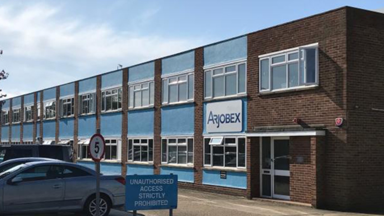 Arjobex Synthetic Papers has acquired a Germany-based niche manufacturer and coater of specialty papers MDV Group Arjobex Synthetic Papers has acquired a Germany-based niche manufacturer and coater of specialty papers MDV Group