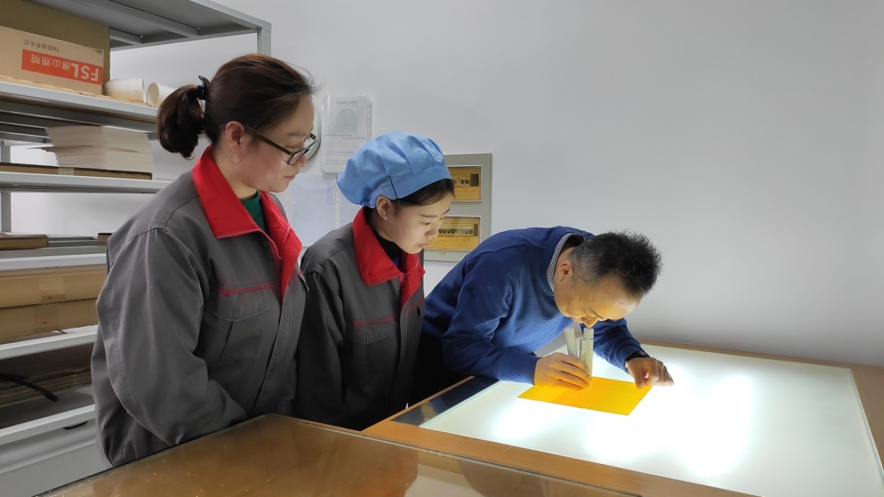 Shanghai Hengze Printing Company adopts Asahi AWP-DEF water-washable plates