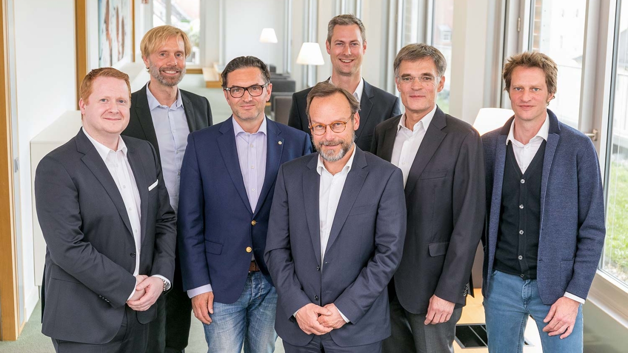 Durst and Koenig & Bauer sign joint venture agreement for digital packaging printing systems