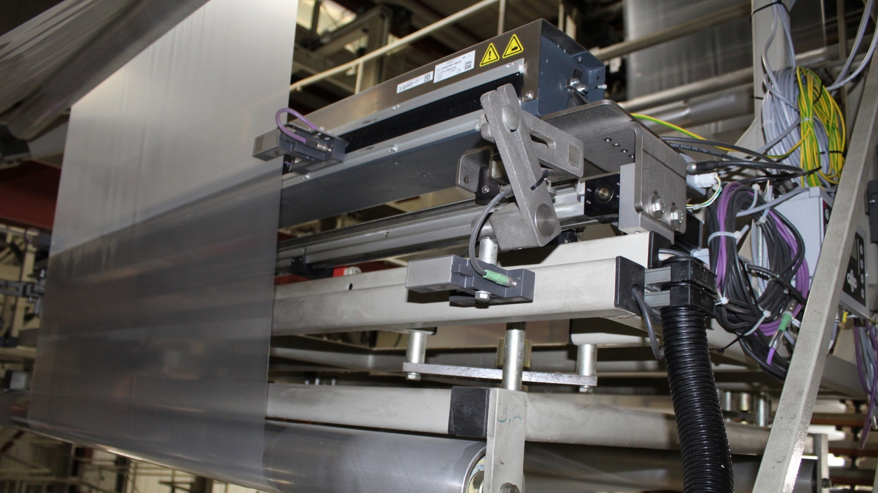 Heukäufer Folien installs BST eltromat web guiding systems to enhance production