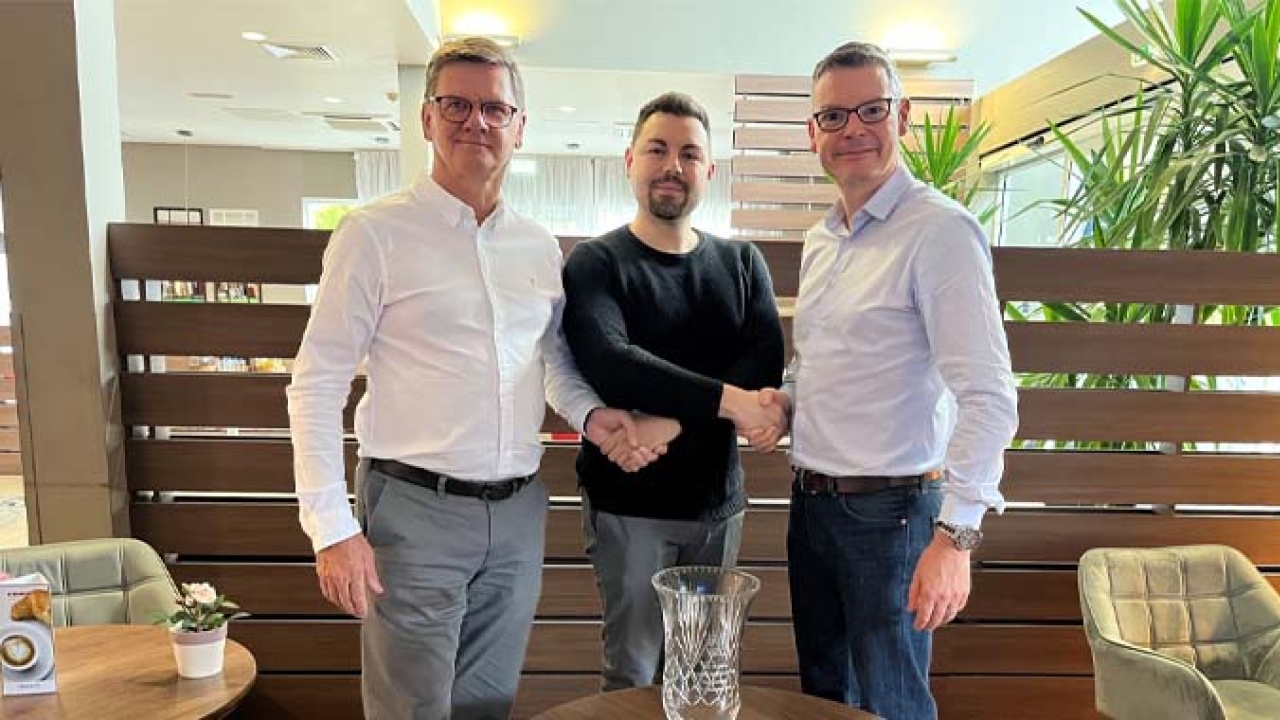 Reproflex3 co-founder Trevor Lowes with Marco Mingozzi, general manager of ZDue and Andrew Hewitson Reproflex3 co-founder and group CEO
