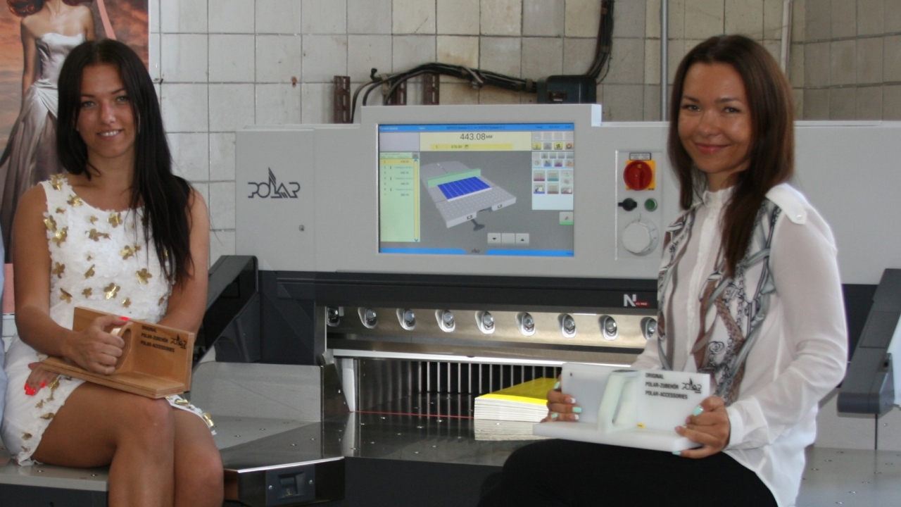 Duprint is a young company founded by sisters Olga (right) and Elena (left) Konopleva in 2013 Duprint is a young company founded by sisters Olga (right) and Elena (left) Konopleva in 2013