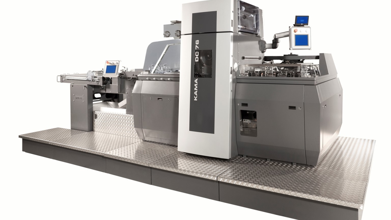 German finishing equipment manufacture Kama is to present its new folder gluer FlexFold52 at its Finishing Days 2014 event in November German finishing equipment manufacture Kama is to present its new folder gluer FlexFold52 at its Finishing Days 2014 event in November
