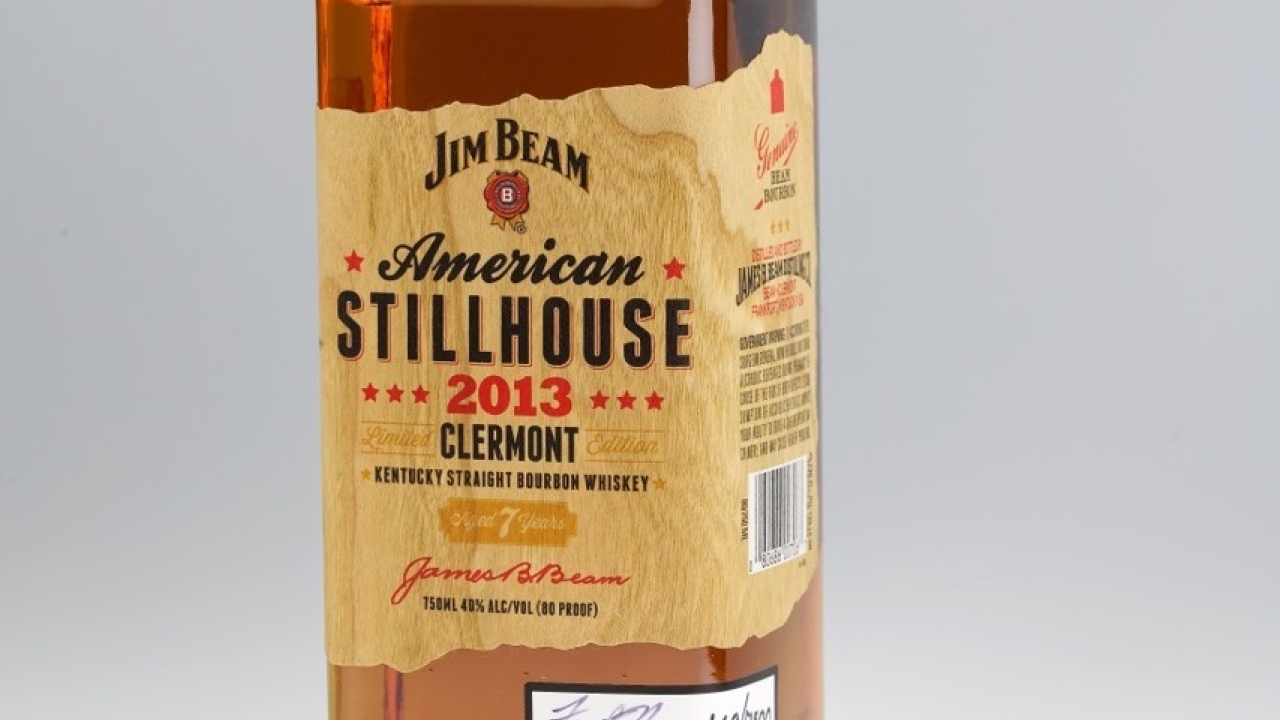 Veneer to bring wooden feel to packaging Veneer to bring wooden feel to packaging