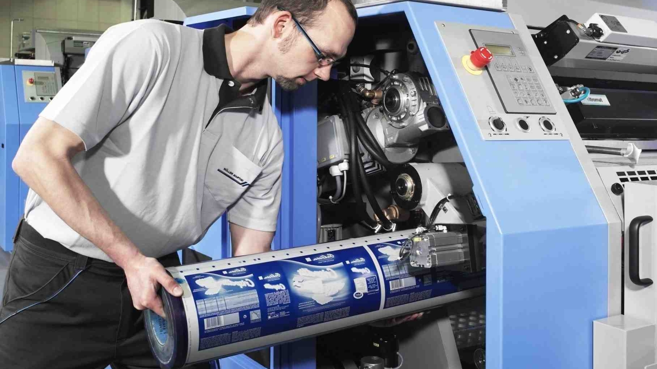 VSOP – Variable-Size Offset Printing for Maximum Flexibility VSOP – Variable-Size Offset Printing for Maximum Flexibility