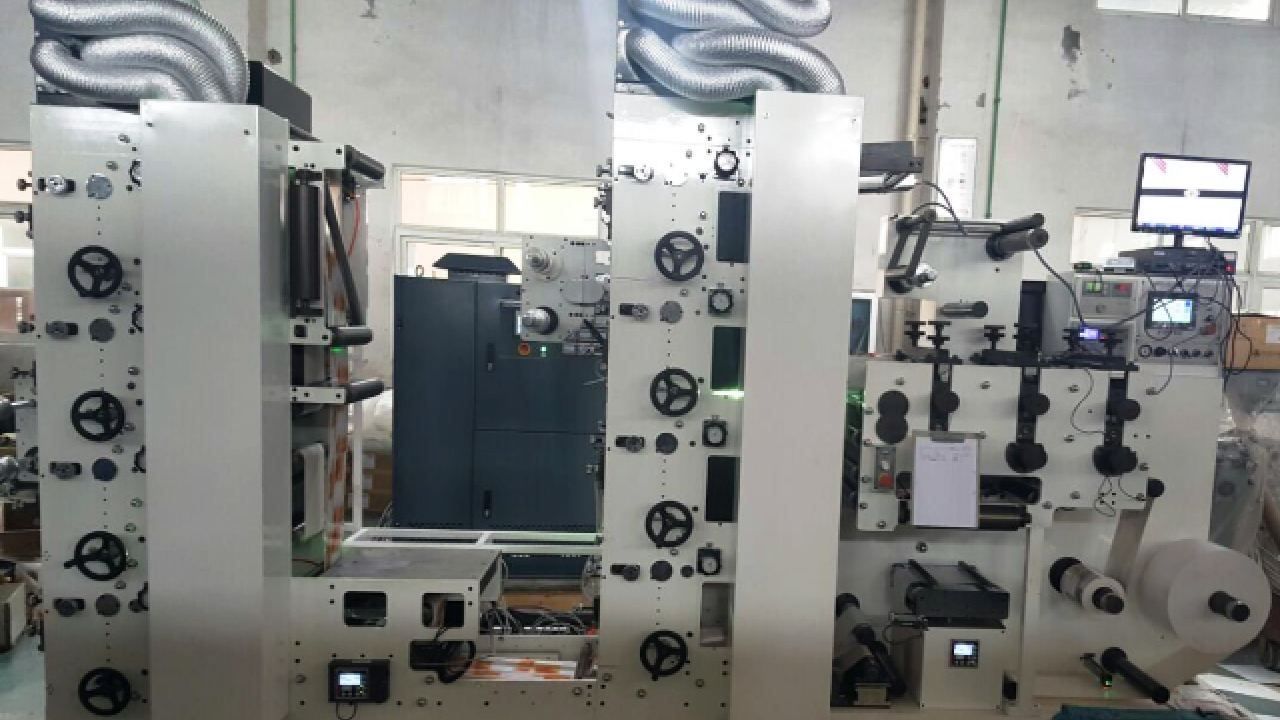 Zonten, with its India distributor S. Kumar Multi Products, will launch an 8-color twin tower flexo press at Labelexpo India 2016